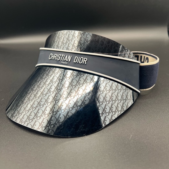 ⚡CLOSET CLEAR-OUT: PRICE DROP⚡ Dior sun visor hat - Picture 1 of 11